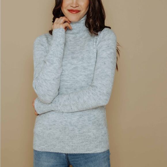 ORB Sweaters - Orb Life Amanda Classic Turtleneck Sweater Soft Heathered‎ Gray Size Small